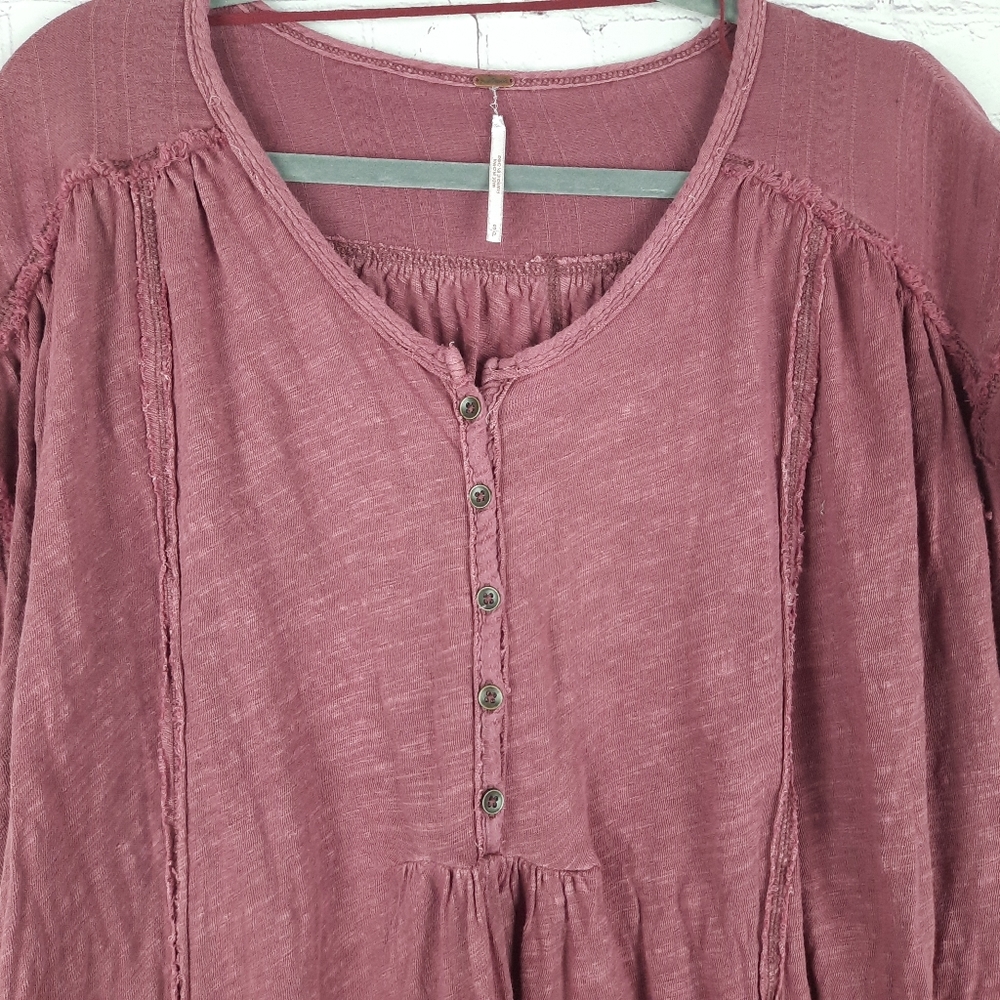 Free People Aster Henley In Berry - Picture 8 of 15
